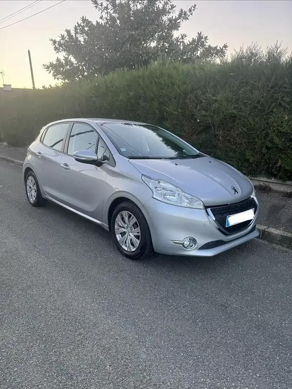 Occasion 2013 Peugeot 208 Citadine | 7 990 € (Bon prix) - Image 1/4
