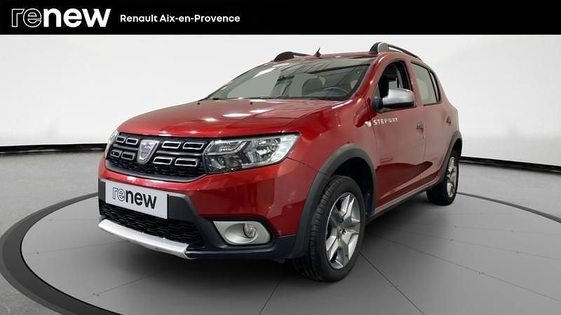 Rouge Utilisé 2020 Dacia Sandero Stepway Citadine | 11 299 € (Bon prix) - Image 1/4