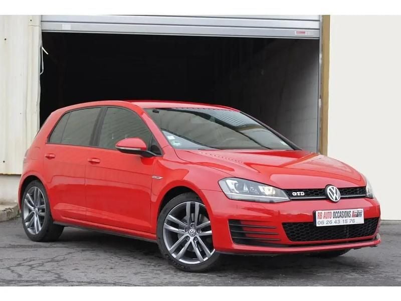 Rouge Occasion 2015 VW Golf VII GTD Berline | 18 990 € (Prix assez cher) - Image 1/4