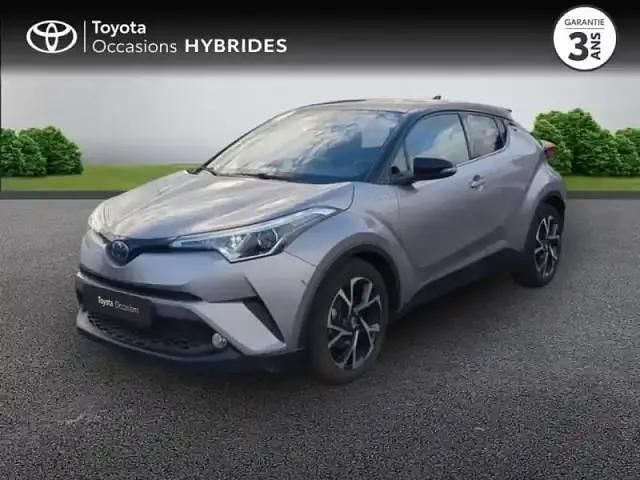Gris platinium biton Occasion 2019 Toyota C-HR Design SUV | 19 990 € (Prix juste) - Image 1/4