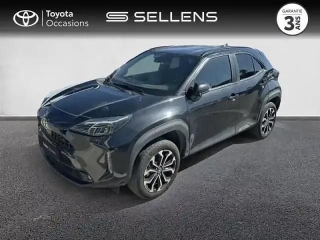 Noir Utilisé 2023 Toyota Yaris Hybrid Design SUV | 25 480 € (Prix assez cher) - Image 1/4
