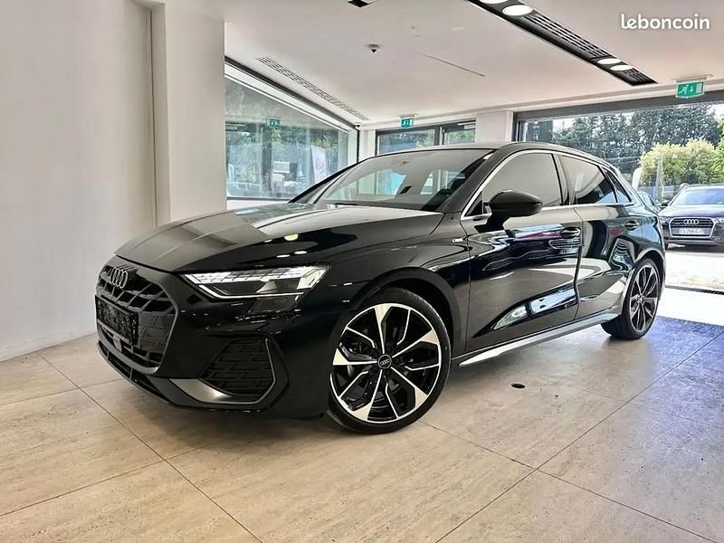 Noir Nouvelle 2025 Audi A3 Sport Break | 39 990 € - Image 1/4