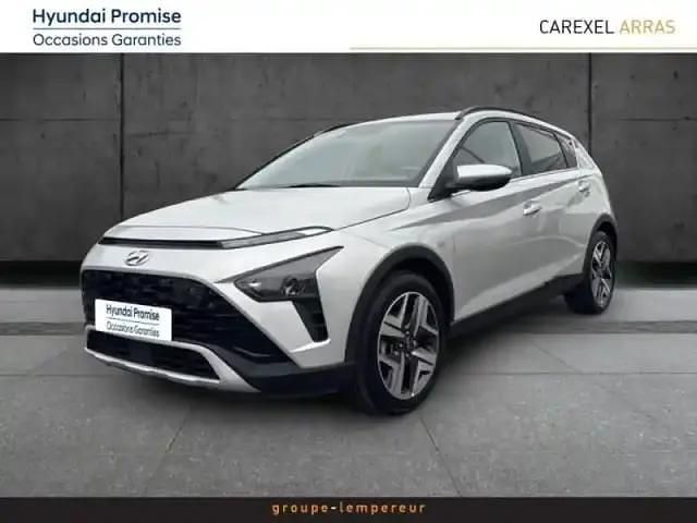 Sleek silver métal Utilisé 2022 Hyundai Bayon SUV | 16 990 € - Image 1/4