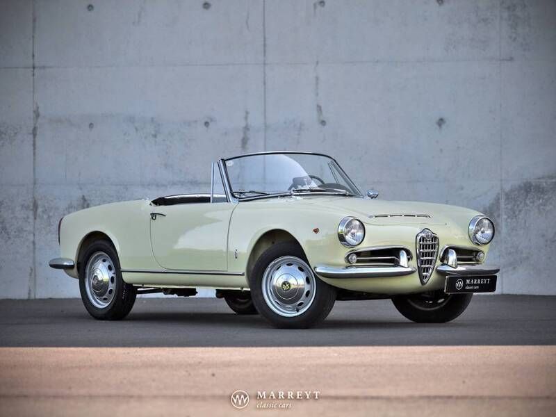 Jaune Utilisé 1964 Alfa Romeo Giulia Cabriolet | 96 000 € - Image 1/4