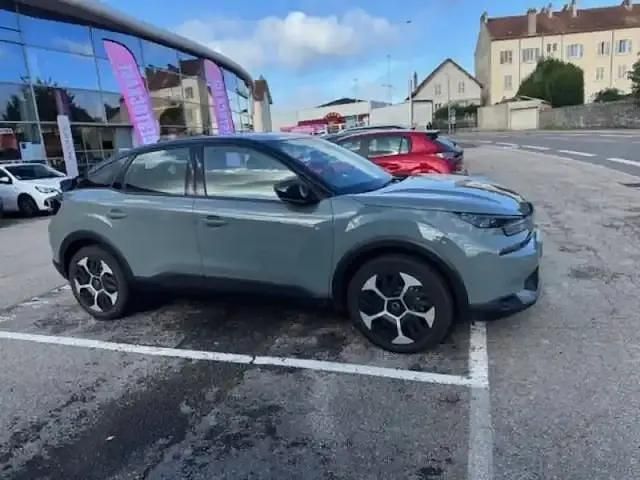 Vert Occasion 2025 Citroën C4 PureTech Berline | 25 500 € (Prix cher) - Image 1/4