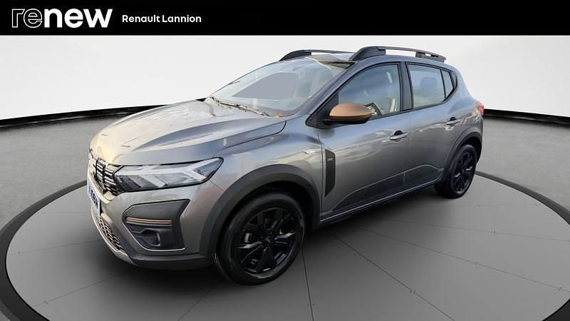 Gris Occasion 2024 Dacia Sandero Extreme Citadine | 18 990 € - Image 1/4