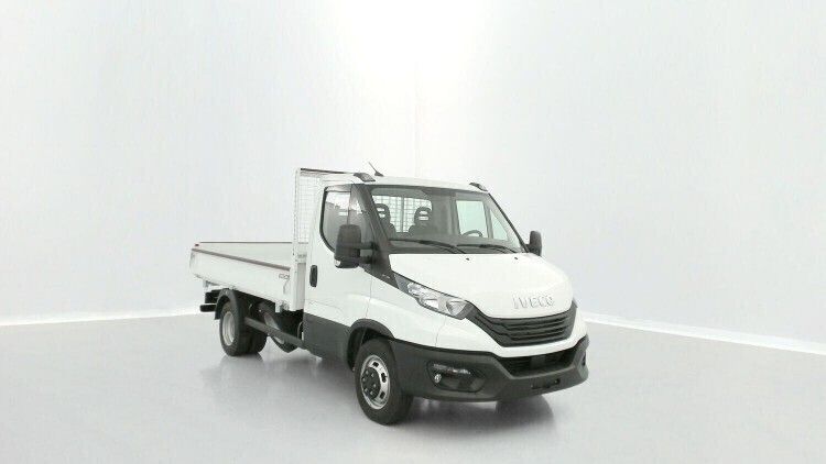 Nouvelle 2024 Iveco Daily | 53 740 € (Bon prix) - Image 1/1