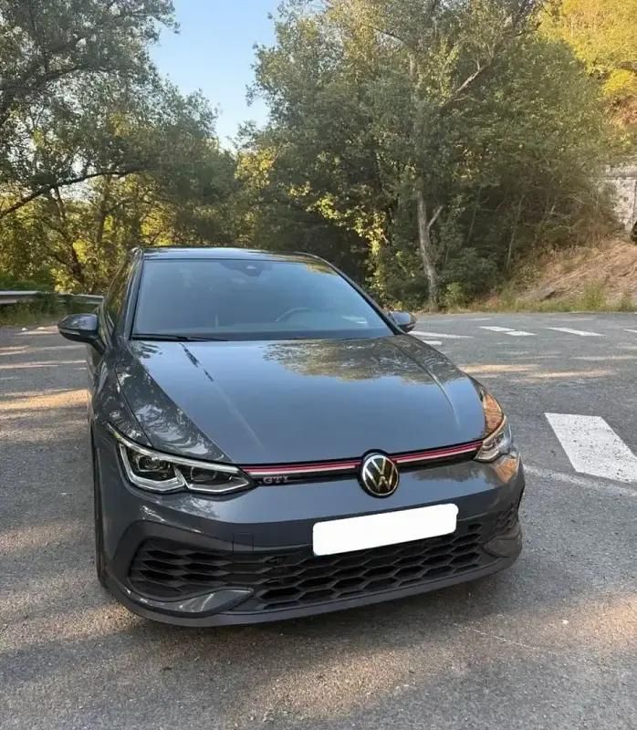 Utilisé 2022 VW Golf VIII CLUB Berline | 33 990 € - Image 1/4