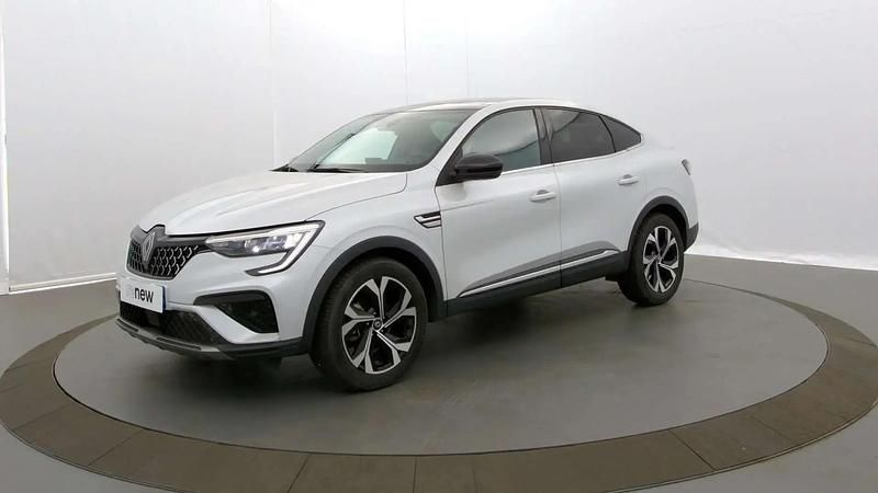 Blanc Utilisé 2024 Renault Arkana Techno SUV | 25 490 € (Prix juste) - Image 1/4