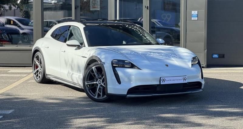 Utilisé 2022 Porsche Taycan Cross Turismo Berline | 66 990 € (Prix juste) - Image 1/4