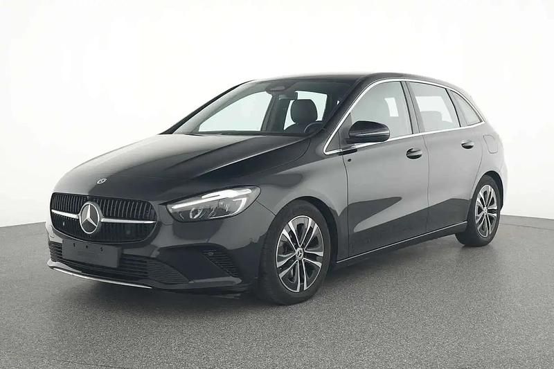 Noir Utilisé 2024 Mercedes B180 Business Monospace | 29 990 € (Prix juste) - Image 1/4