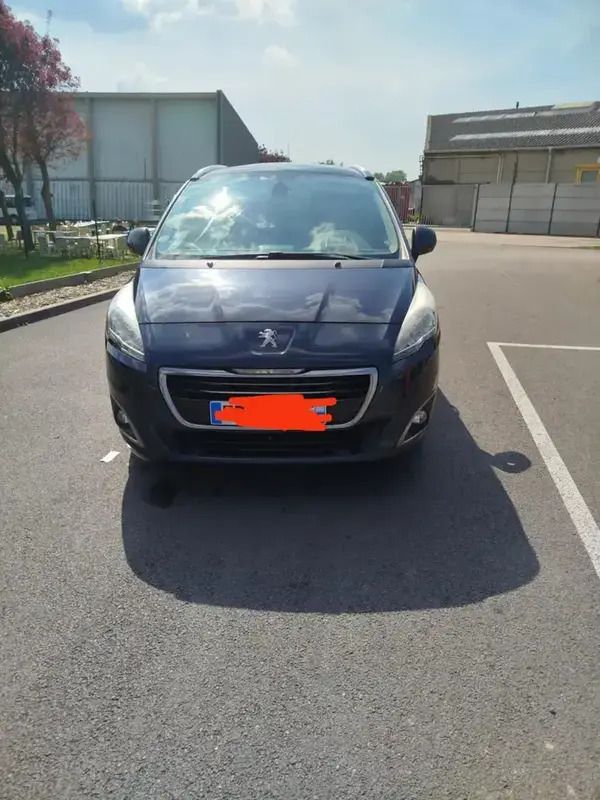 Image 2/4