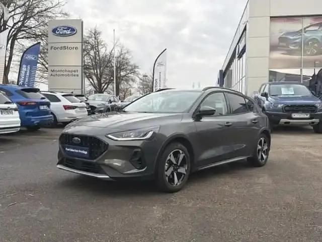 Gris Occasion 2023 Ford Focus Active X Berline | 24 499 € (Prix juste) - Image 1/4