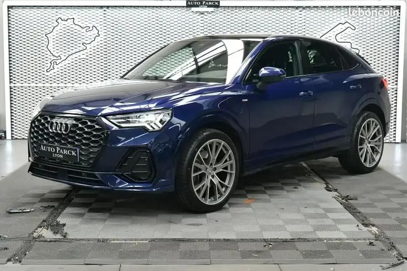 Bleu Utilisé 2021 Audi Q3 SUV | 39 950 € (Prix juste) - Image 1/4