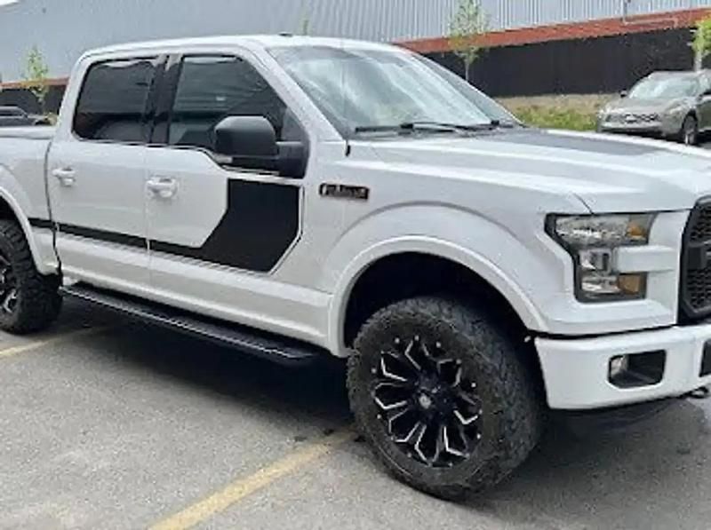 Utilisé 2016 Ford F-150 Sport Pick-up | 47 900 € (Prix juste) - Image 1/4