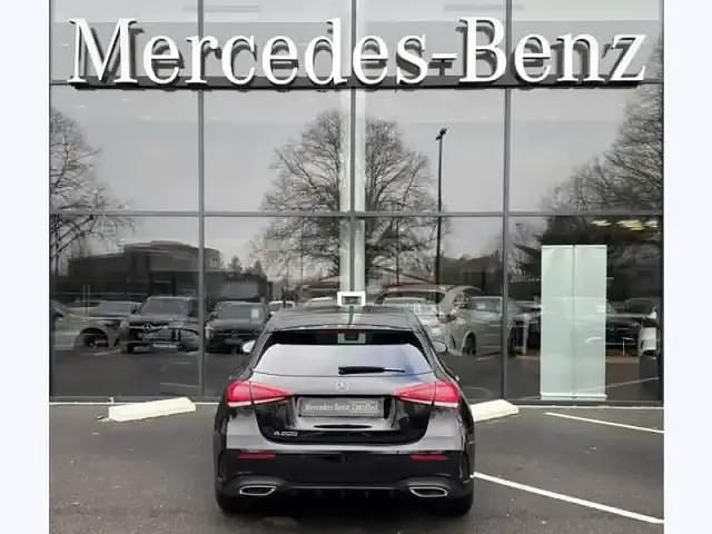 Occasion Mercedes A200 AMG line 2022 Noir cosmos métallisé Berline
