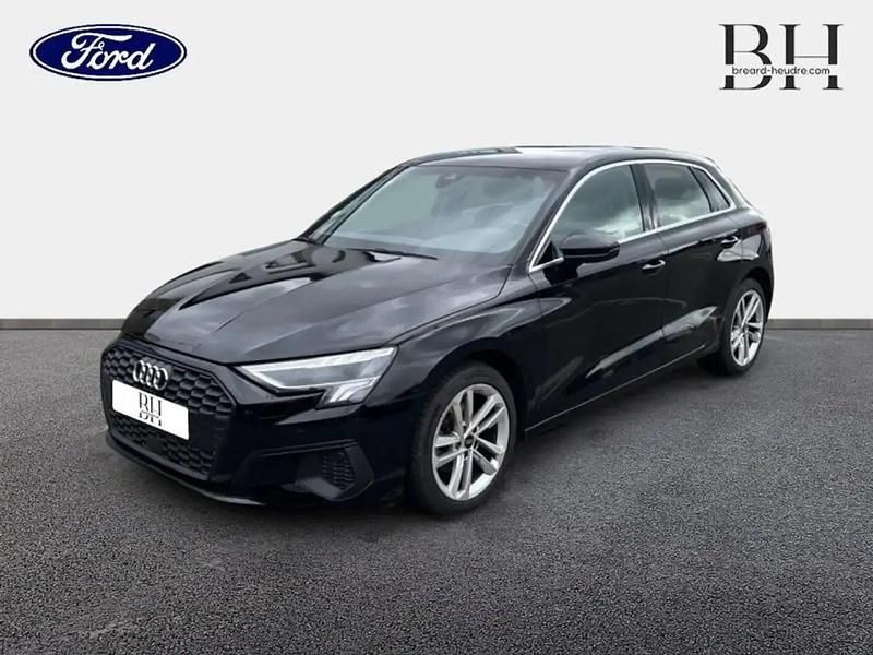 Noir Utilisé 2022 Audi A3 Business Berline | 27 980 € (Bon prix) - Image 1/4