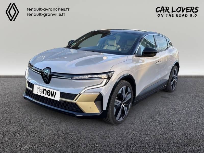 Gris Utilisé 2022 Renault Mégane Iconic Berline | 24 499 € (Bon prix) - Image 1/3
