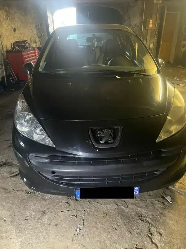 Utilisé 2007 Peugeot 207 Berline | 3 000 € (Prix juste) - Image 1/4
