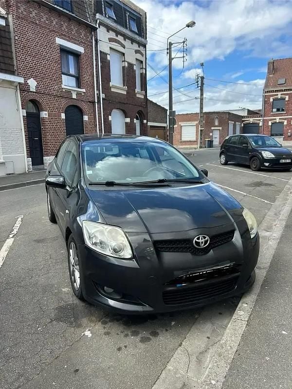 Utilisé 2008 Toyota Auris Sol Berline | 4 300 € - Image 1/4