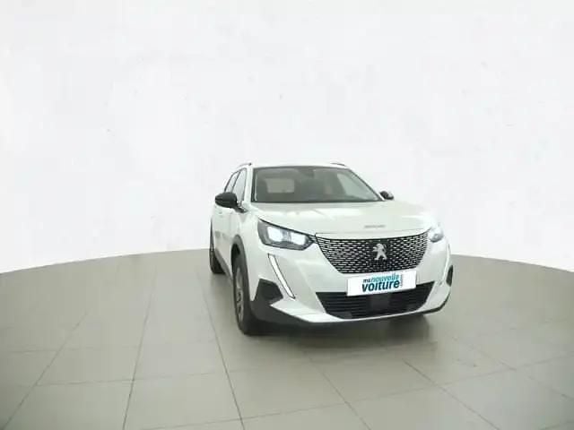 Occasion Peugeot e-2008 Style 100 kW (136 ch) 2022 Blanc SUV
