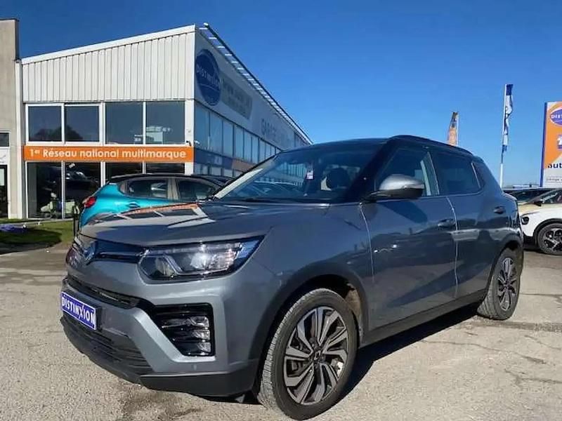 Gris Occasion 2021 Ssangyong (KGM) Tivoli SUV | 18 980 € - Image 1/4