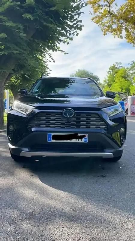 Noir Utilisé 2021 Toyota RAV4 Hybrid Lounge SUV | 25 750 € - Image 1/4