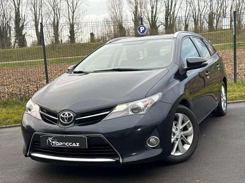 Occasion Toyota Auris Business Edition 91 ch (66 kW) 2015 Bleu