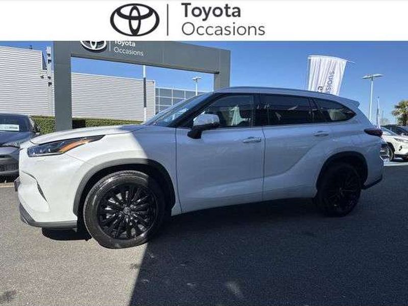 Nouvelle 2024 Toyota Highlander Lounge SUV | 64 780 € (Prix juste) - Image 1/1