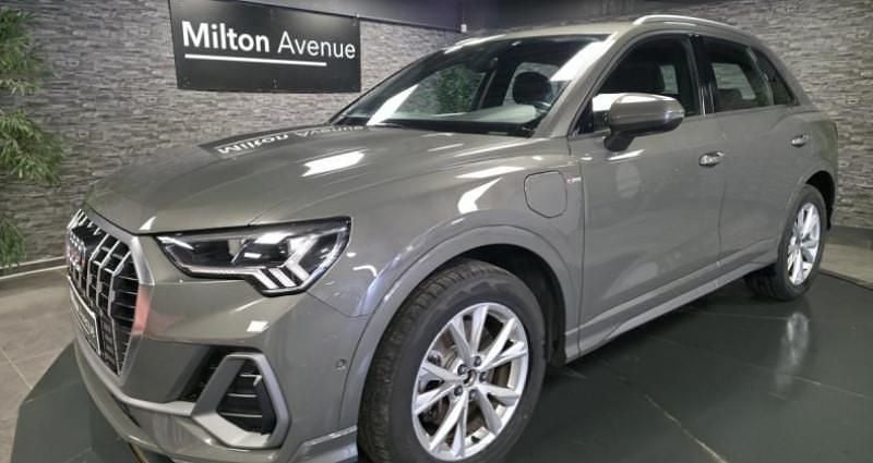 Gris Utilisé 2021 Audi Q3 S-Line SUV | 29 990 € (Bon prix) - Image 1/4