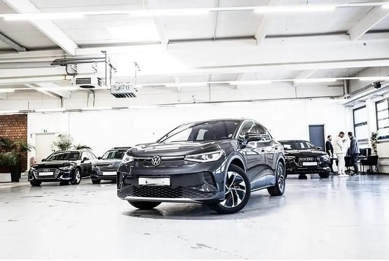 Gris Utilisé 2021 VW ID.4 Pro SUV | 27 990 € (Prix juste) - Image 1/4