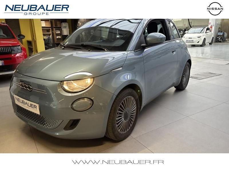 Blanc Utilisé 2022 Fiat 500e Action Berline | 13 970 € (Prix juste) - Image 1/4