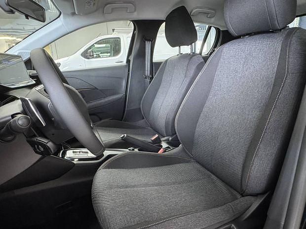Noir Nouvelle 2025 Peugeot 208 Style Citadine | 22 490 € (Prix juste) - Image 1/4