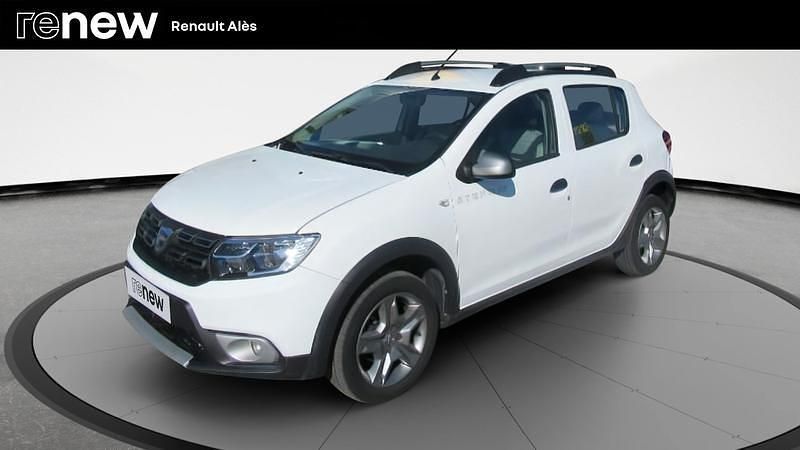 Blanc Utilisé 2020 Dacia Sandero Stepway Citadine | 9 990 € (Bon prix) - Image 1/4