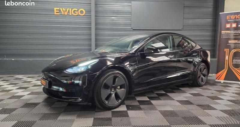 Utilisé 2022 Tesla Model 3 Standard Range Berline | 23 890 € - Image 1/4