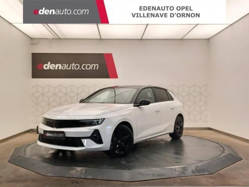 Blanc Nouvelle 2024 Opel Astra Berline | 33 990 € (Prix cher) - Image 1/3