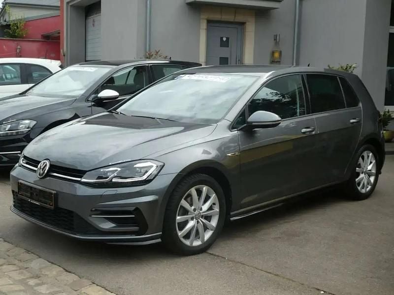 Gris Utilisé 2020 VW Golf VII Sport Berline | 20 950 € (Prix juste) - Image 1/4
