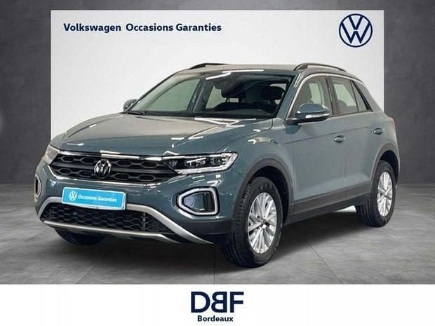 Bleu Utilisé 2023 VW T-Roc Life SUV | 26 999 € (Prix juste) - Image 1/4