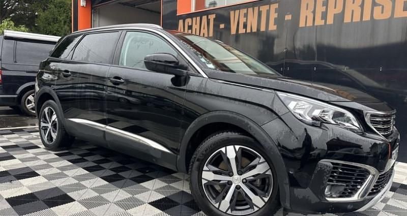 Utilisé 2018 Peugeot 5008 Allure Monospace | 16 990 € (Prix juste) - Image 1/4