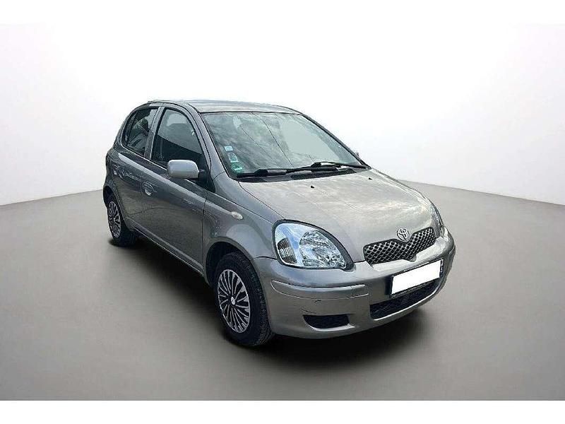 Occasion Toyota Yaris Sol 65 ch (47 kW) 2003 Gris Citadine