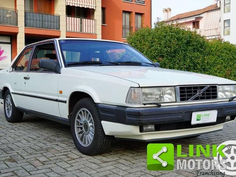 Blanc Utilisé 1987 Volvo 780 Coupé | 13 500 € - Image 1/4