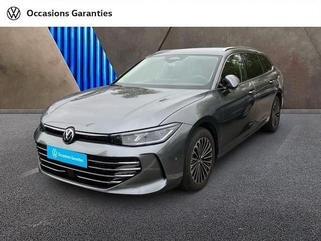 Utilisé 2024 VW Passat Elegance Break | 43 990 € - Image 1/4