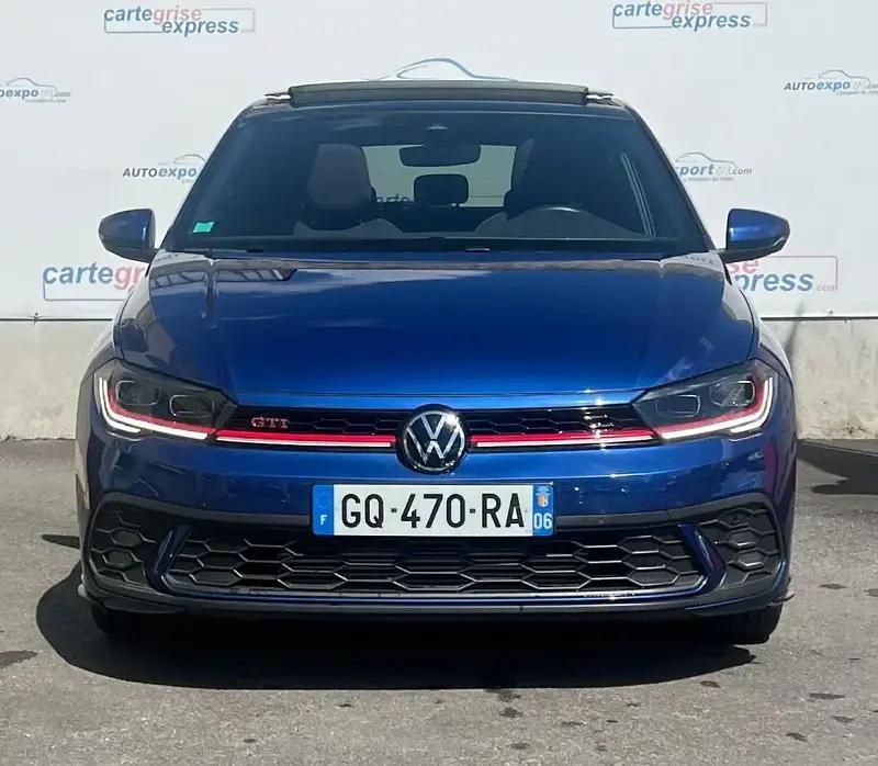 Image 2/4