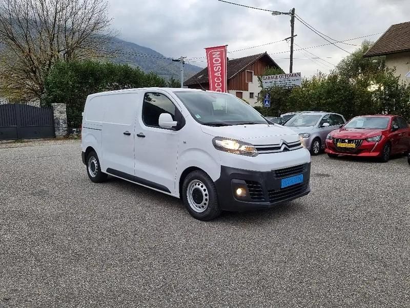 Occasion 2017 Citroën Jumpy Business Class Monospace | 15 990 € (Prix juste) - Image 1/4