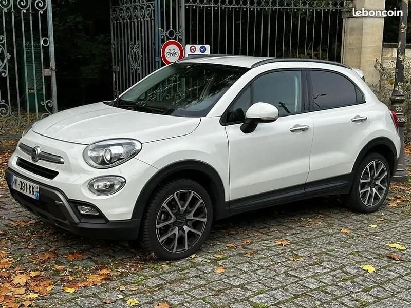 Blanc Utilisé 2015 Fiat 500 Cross Plus Citadine | 13 950 € - Image 1/4