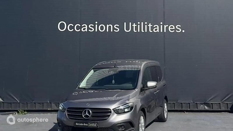 Utilisé 2024 Mercedes 180 Progressive Berline | 31 190 € (Prix assez cher) - Image 1/4