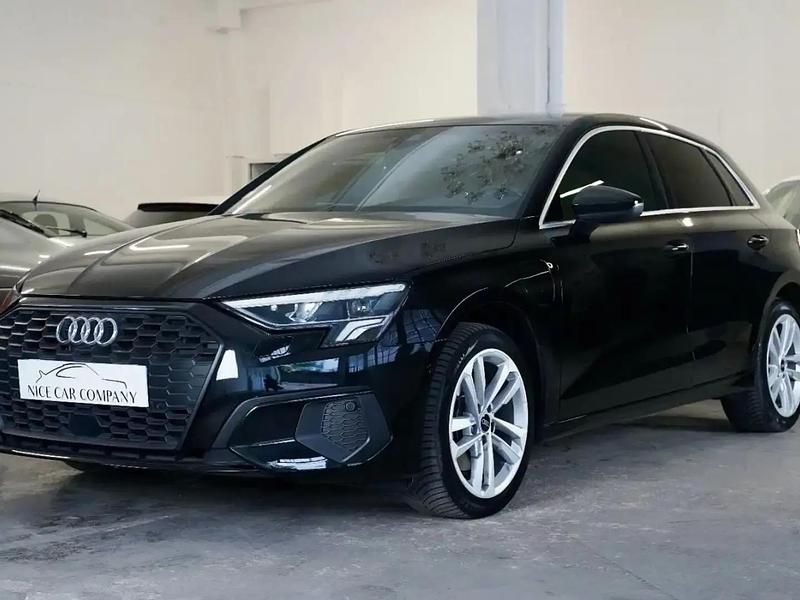 Noir Occasion 2020 Audi A3 Design Berline | 21 990 € - Image 1/4