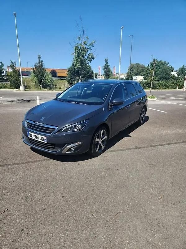 Utilisé 2015 Peugeot 308 S Break | 10 990 € (Bon prix) - Image 1/4