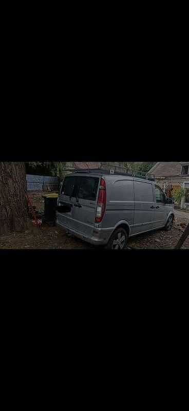 Image 4/4