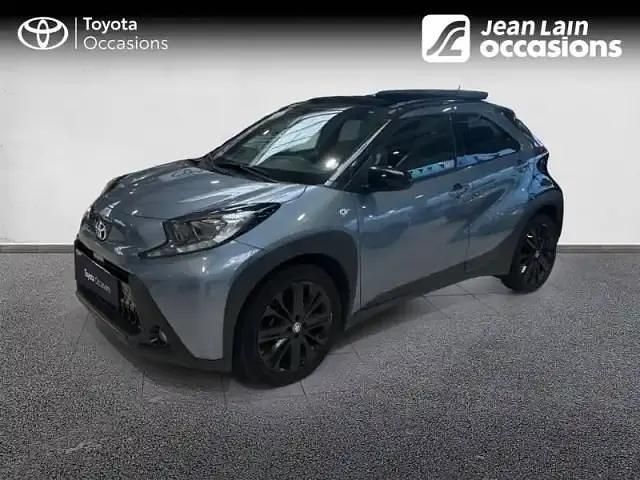 Gris Utilisé 2024 Toyota Aygo Citadine | 16 890 € (Prix assez cher) - Image 1/4